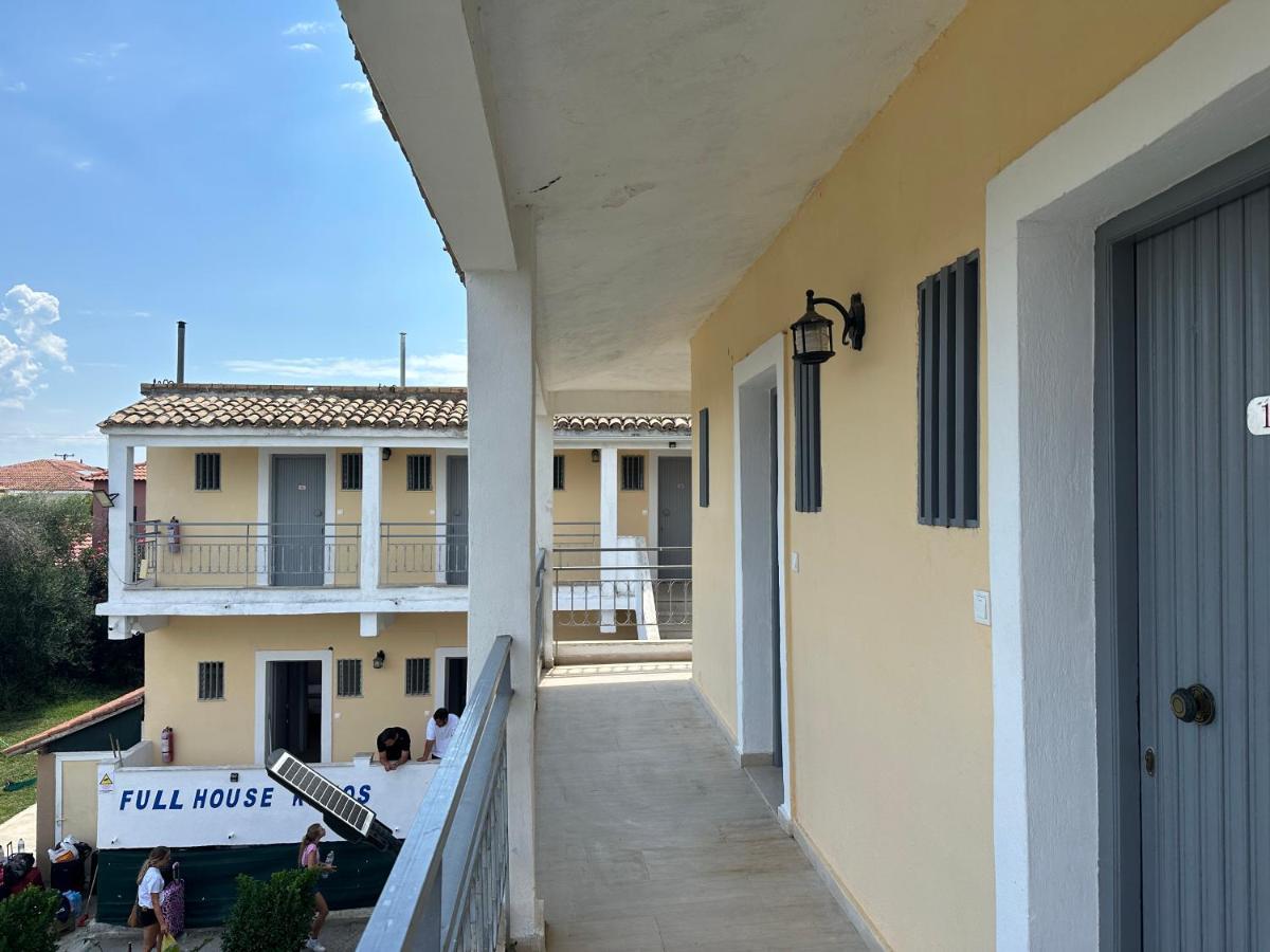 Full House Kavos酒店 外观 照片